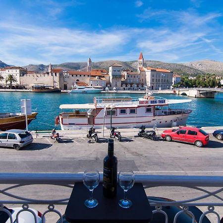 Bed and Breakfast Vila Liza Trogir Exterior foto