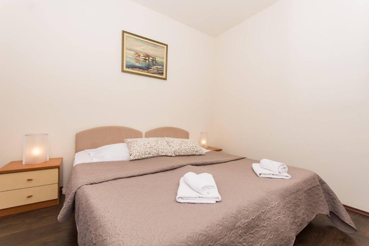 Bed and Breakfast Vila Liza Trogir Exterior foto