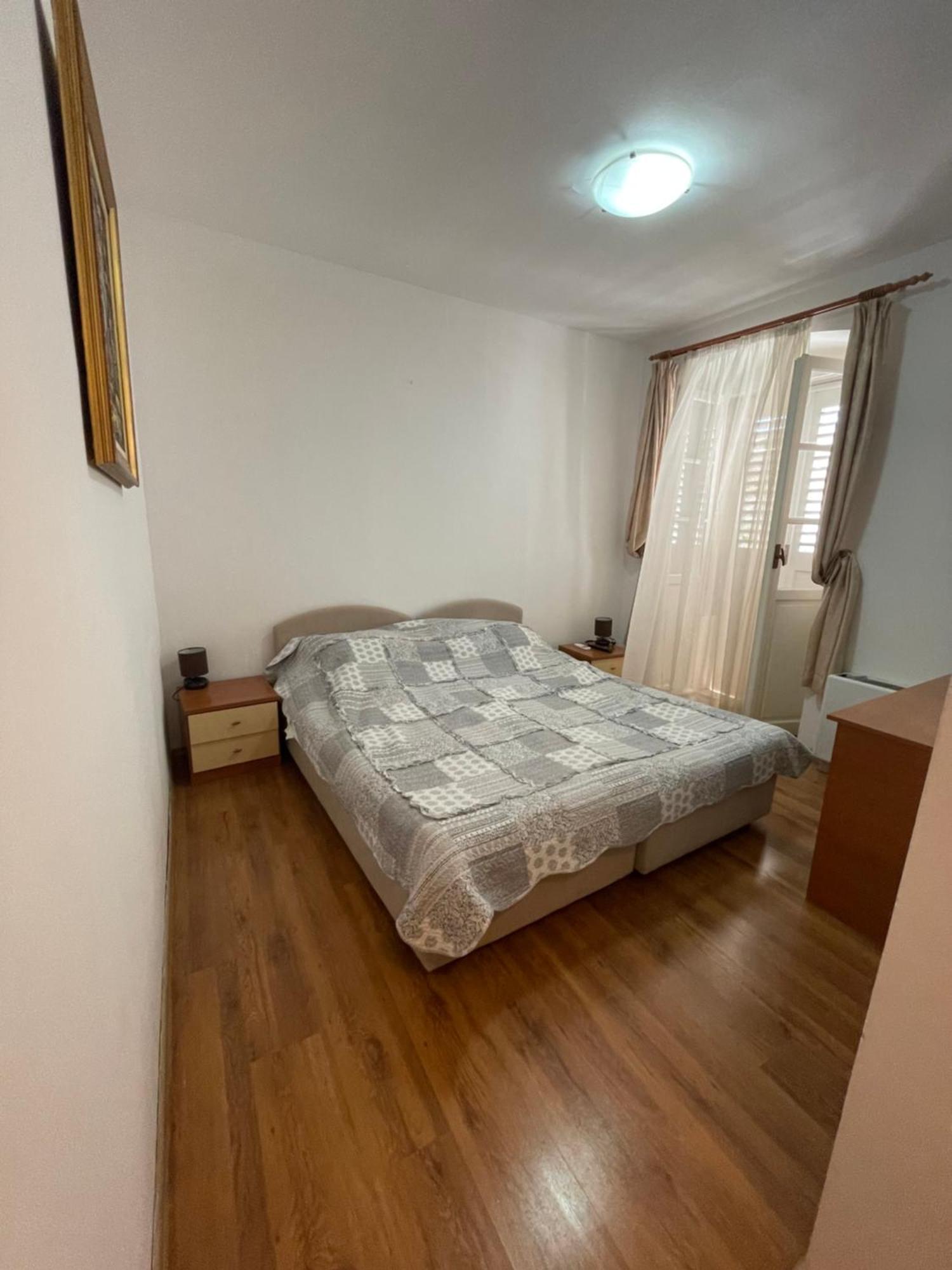 Bed and Breakfast Vila Liza Trogir Exterior foto