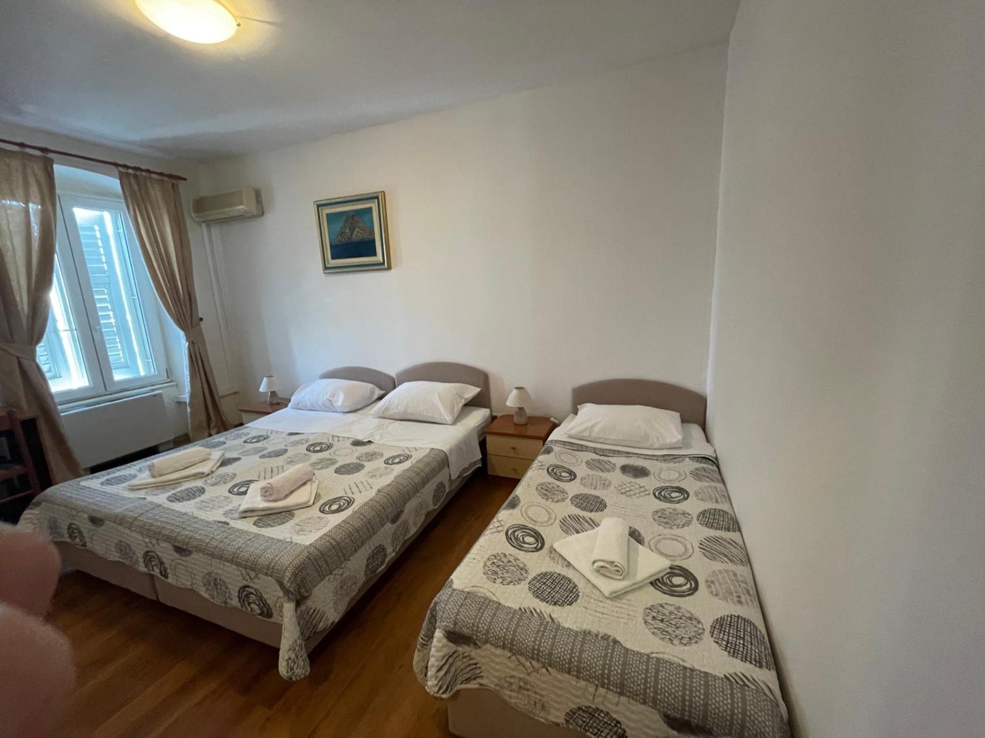 Bed and Breakfast Vila Liza Trogir Exterior foto